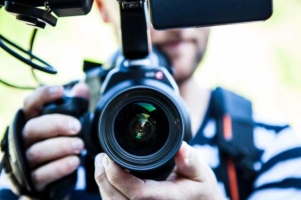 make money as a photographer as a small business idea